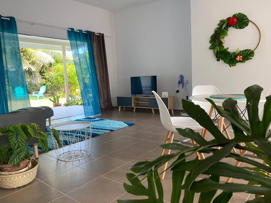 Ana Iti Lodge Paea Tahiti Exteriör bild
